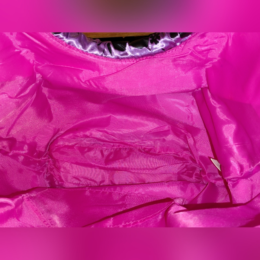 NWT Purple, Black And Pink Floral Women's Purse/Bag with Black Accents, Read👇 - Picture 3 of 4